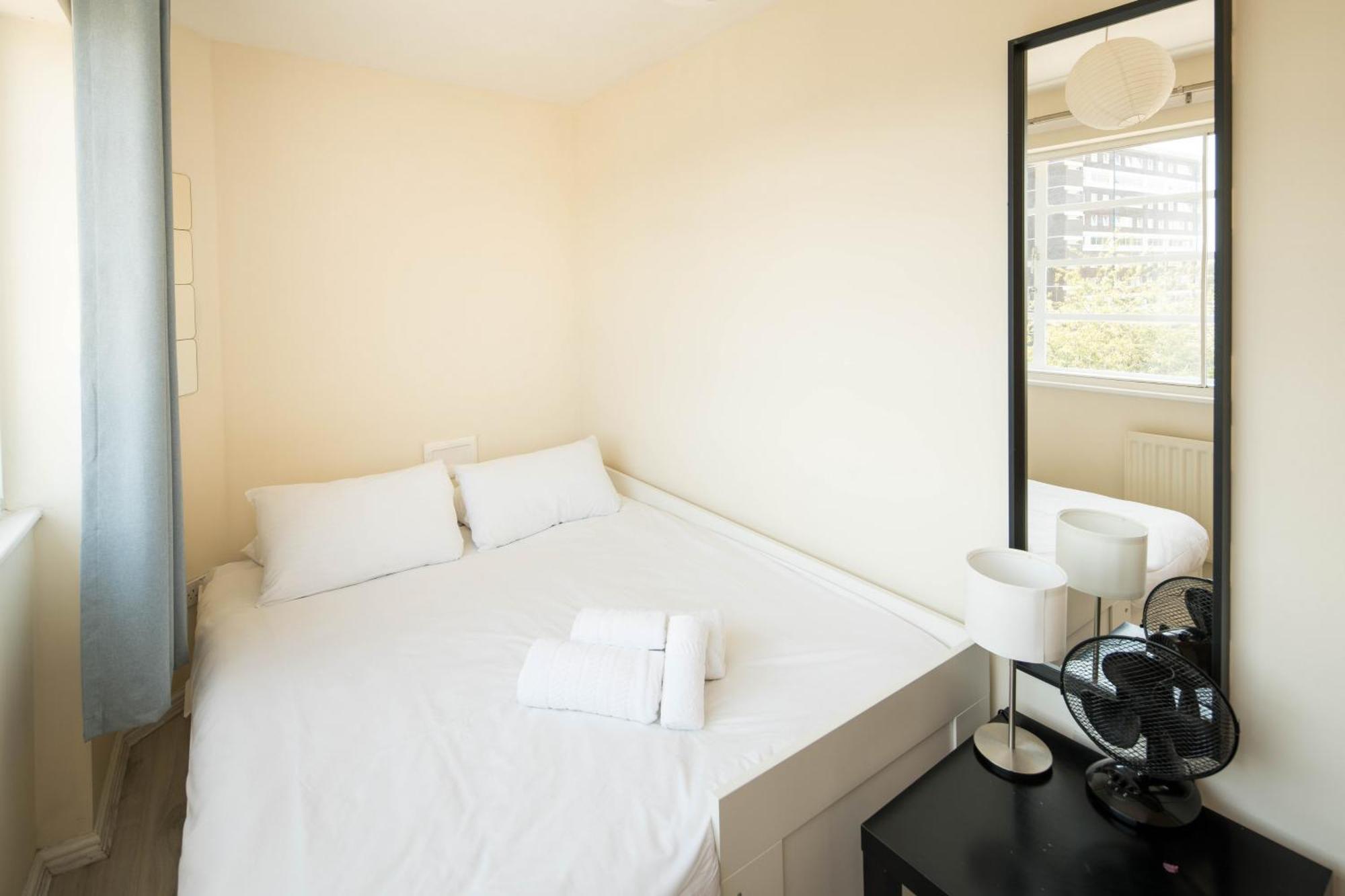 2Bd London Flat - City Buzz & Parkside Serenity Daire Dış mekan fotoğraf